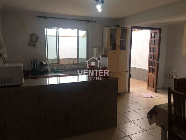 Sobrado com 250m² 4 quartos e 3 banheiros, à venda, no bairro Jardim Independência em Taubaté