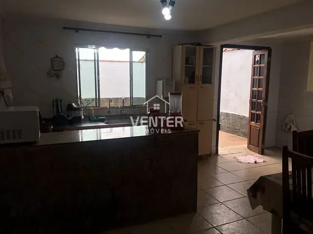 Sobrado com 250m² 4 quartos e 3 banheiros, à venda, no bairro Jardim Independência em Taubaté