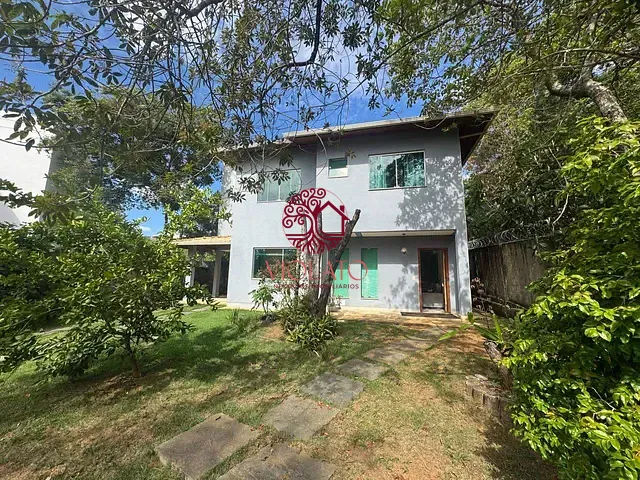 Sobrado com 500m² 4 quartos e 3 banheiros, à venda ou para alugar, no bairro Recanto do Poeta em Lagoa Santa