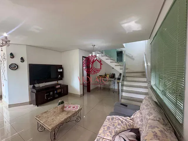 Sobrado com 500m² 4 quartos e 3 banheiros, à venda ou para alugar, no bairro Recanto do Poeta em Lagoa Santa