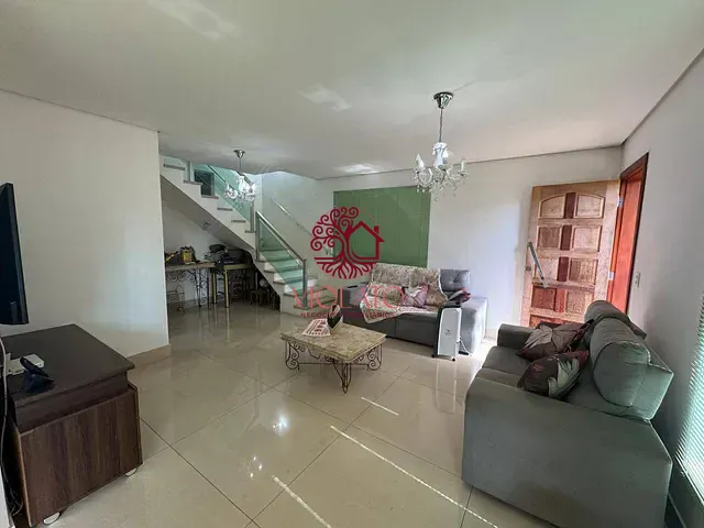 Sobrado com 500m² 4 quartos e 3 banheiros, à venda ou para alugar, no bairro Recanto do Poeta em Lagoa Santa