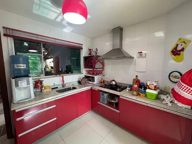 Sobrado com 500m² 4 quartos e 3 banheiros, à venda ou para alugar, no bairro Recanto do Poeta em Lagoa Santa