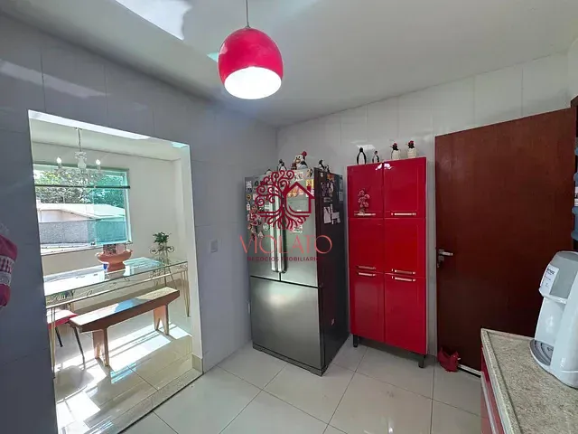 Sobrado com 500m² 4 quartos e 3 banheiros, à venda ou para alugar, no bairro Recanto do Poeta em Lagoa Santa