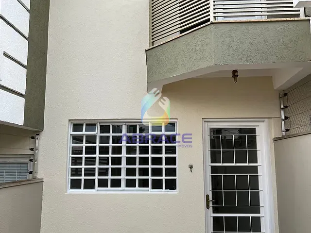 Sobrado com 60m² 2 quartos e 1 banheiro, para alugar, no bairro Vila Ipiranga em Campo Grande
