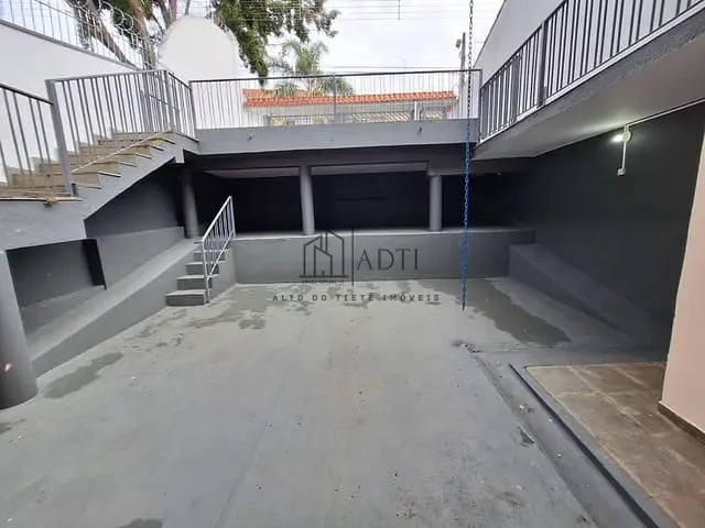 Sobrado 4 quartos e 3 banheiros, à venda, no bairro Alto Ipiranga em Mogi das Cruzes