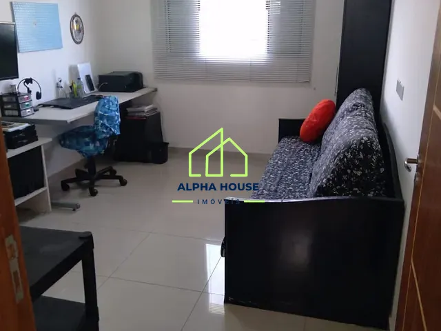 Sobrado com 198m² 5 quartos e 4 banheiros, à venda, no bairro Condomínio Residencial e Comercial Laguna em Pindamonhangaba