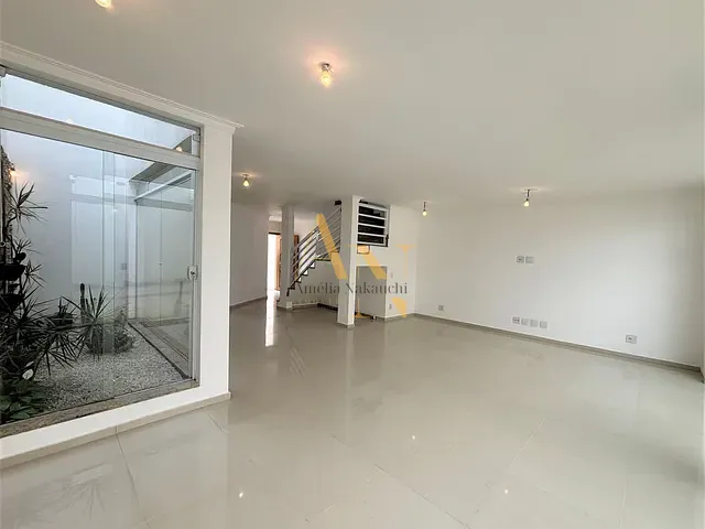 Sobrado com 162m² 3 quartos e 4 banheiros, à venda, no bairro Vila Gumercindo em São Paulo