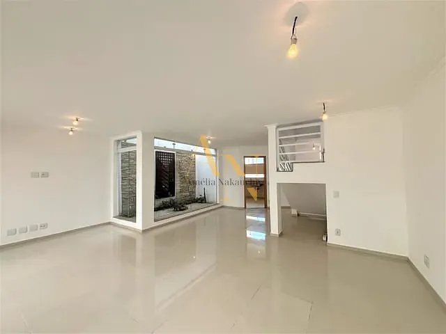 Sobrado com 162m² 3 quartos e 4 banheiros, à venda, no bairro Vila Gumercindo em São Paulo
