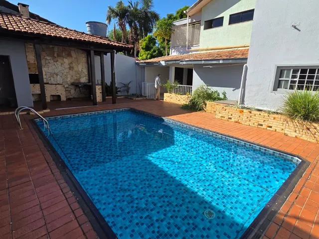 Sobrado com 360m² 5 quartos e 5 banheiros, à venda, no bairro Plano Diretor Sul em Palmas