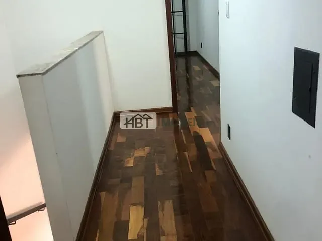 Sobrado com 384m² 4 quartos e 4 banheiros, à venda, no bairro Jardim América em Bauru