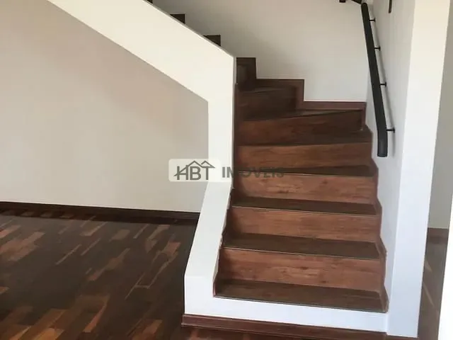 Sobrado com 384m² 4 quartos e 4 banheiros, à venda, no bairro Jardim América em Bauru
