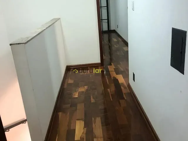 Sobrado com 384m² 4 quartos e 4 banheiros, à venda, no bairro Jardim América em Bauru