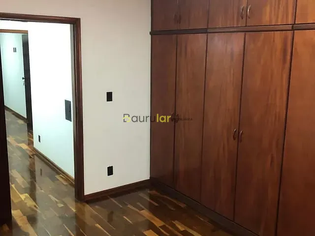 Sobrado com 384m² 4 quartos e 4 banheiros, à venda, no bairro Jardim América em Bauru