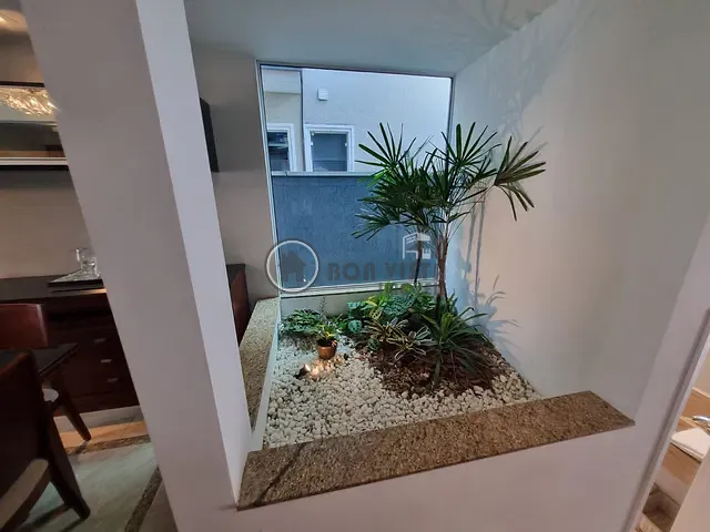 Sobrado 3 quartos e 2 banheiros, à venda, no bairro Parque Residencial Itapeti em Mogi das Cruzes