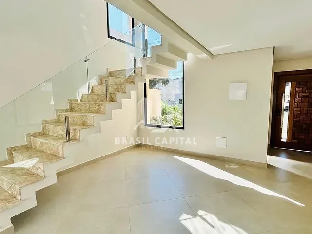 Sobrado com 360m² 3 quartos e 5 banheiros, à venda, no bairro Cajuru do Sul em Sorocaba