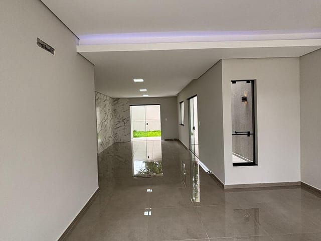 Sobrado com 136m² 3 quartos e 3 banheiros, à venda, no bairro Orfãs em Ponta Grossa