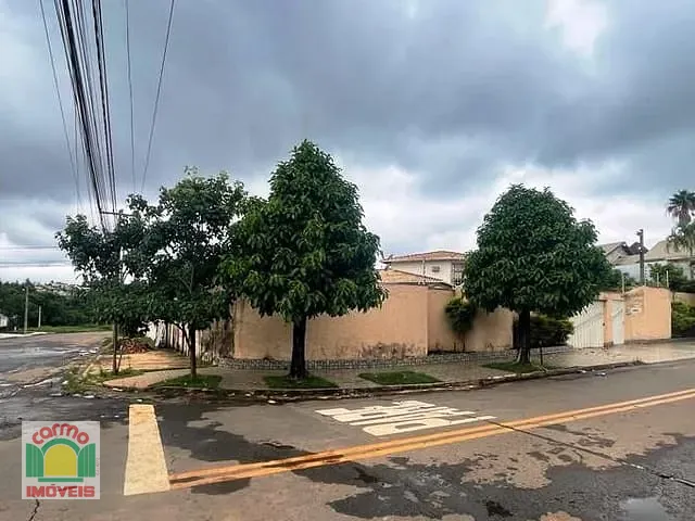 Sobrado com 980m² 4 quartos e 5 banheiros, à venda, no bairro Anápolis City em Anápolis