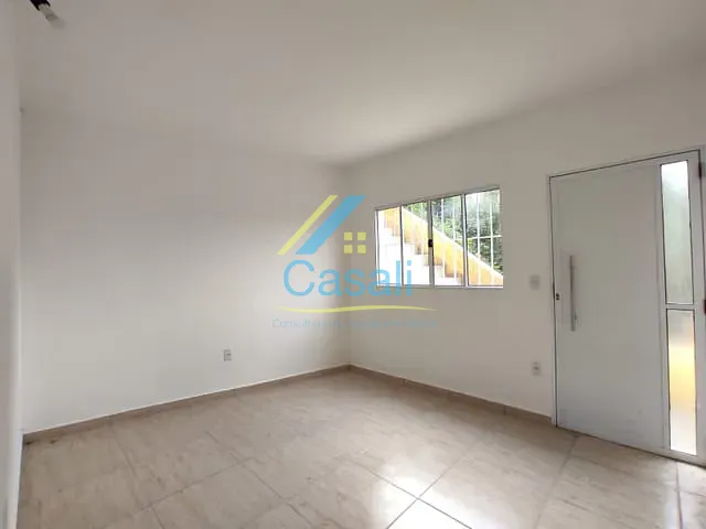 Sobrado com 128m² 2 quartos e 2 banheiros, à venda, no bairro Jardim Boa Vista em São Roque