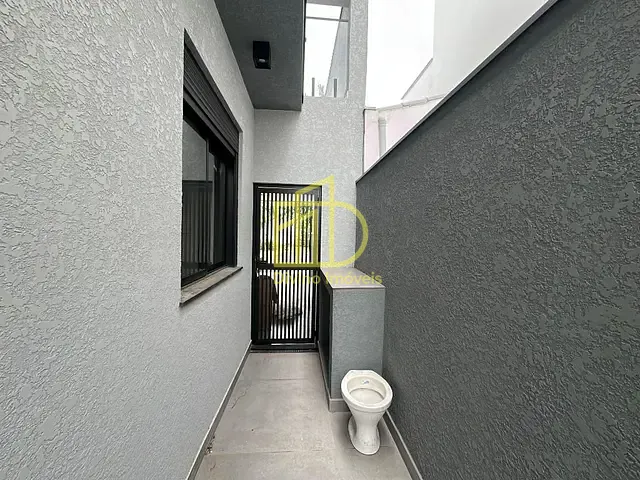 Sobrado com 250m² 3 quartos e 1 banheiro, para alugar, no bairro Condomínio Villa dos Inglezes em Sorocaba