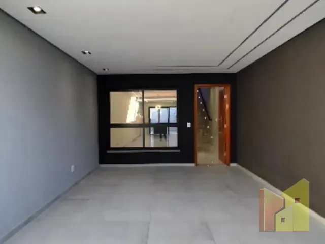 Sobrado 3 quartos e 4 banheiros, à venda, no bairro Vila Verde em São Paulo