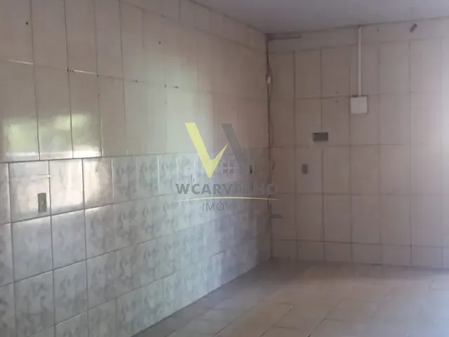 Sobrado com 360m² 3 quartos e 3 banheiros, à venda, no bairro Filostro em Anápolis