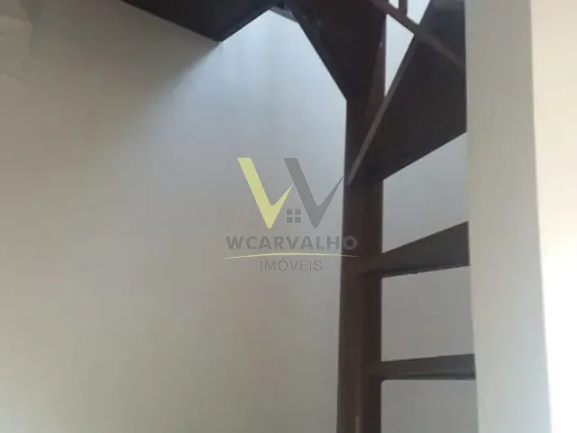 Sobrado com 360m² 3 quartos e 3 banheiros, à venda, no bairro Filostro em Anápolis