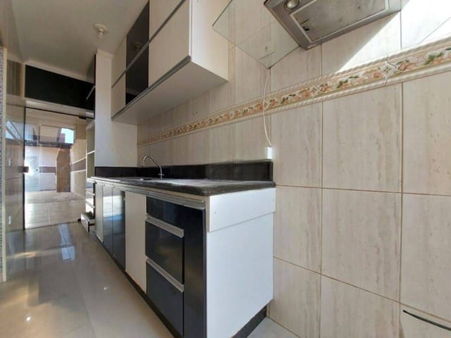 Sobrado com 150m² 3 quartos e 1 banheiro, à venda, no bairro Parque Residencial Jaguari em Americana