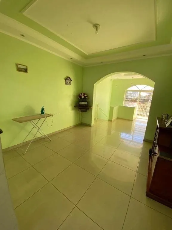 Sobrado, 3 quartos, 240 m² - Foto 2