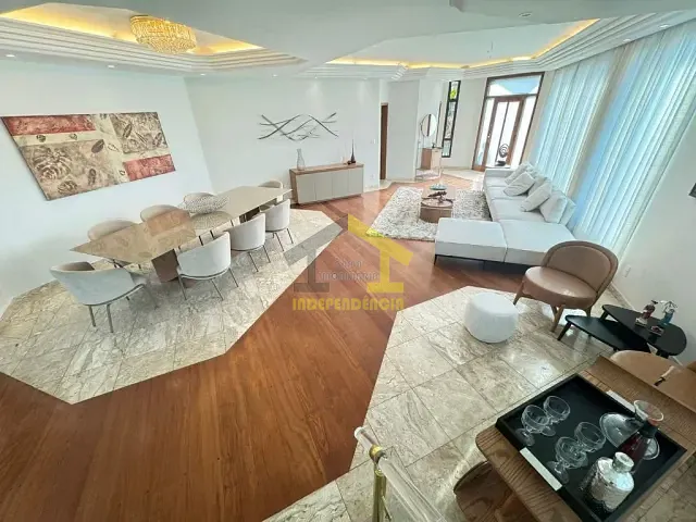 Sobrado com 580m² 4 quartos e 7 banheiros, à venda ou para alugar, no bairro Alphaville em Barueri
