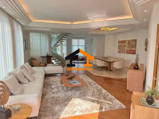 Sobrado com 580m² 4 quartos e 7 banheiros, à venda ou para alugar, no bairro Alphaville em Barueri