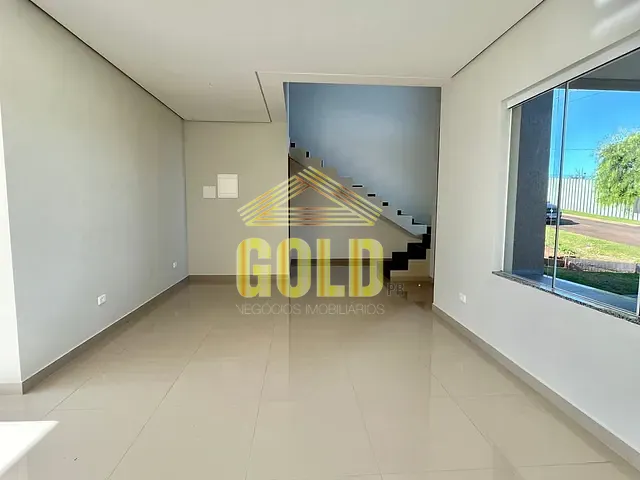 Sobrado com 213m² 3 quartos e 2 banheiros, à venda, no bairro Olímpico em Londrina