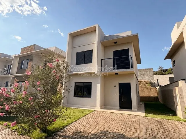 Sobrado com 200m² 3 quartos e 2 banheiros, à venda, no bairro Mário Dal'Bo em Jaguariúna