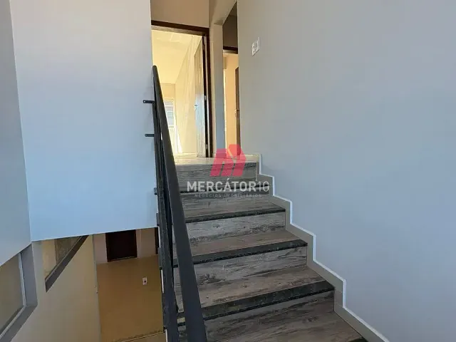 Sobrado 3 quartos e 3 banheiros, à venda ou para alugar, no bairro Velha Central em Blumenau