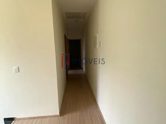 Sobrado com 252m² 3 quartos e 1 banheiro, à venda, no bairro Jardim dos Pinheiros em Atibaia