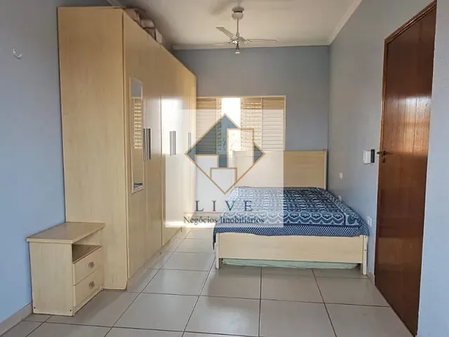 Sobrado com 160m² 2 quartos e 2 banheiros, à venda, no bairro Jardim Santa Rita I em Nova Odessa