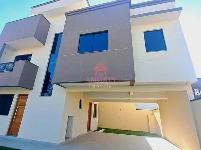 Sobrado com 147m² 3 quartos e 4 banheiros, à venda, no bairro Santa Felicidade em Curitiba
