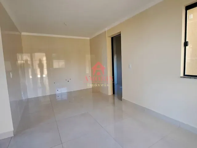 Sobrado com 147m² 3 quartos e 4 banheiros, à venda, no bairro Santa Felicidade em Curitiba