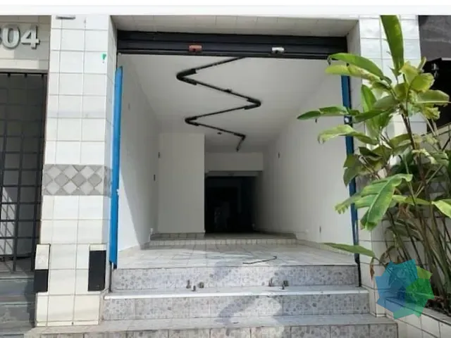 Sobrado com 300m², à venda ou para alugar, no bairro Indianópolis em São Paulo