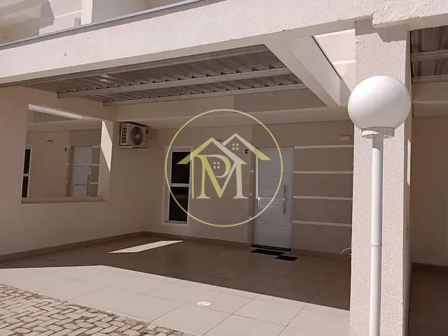 Sobrado 3 quartos e 2 banheiros, à venda, no bairro Jardim Simus em Sorocaba