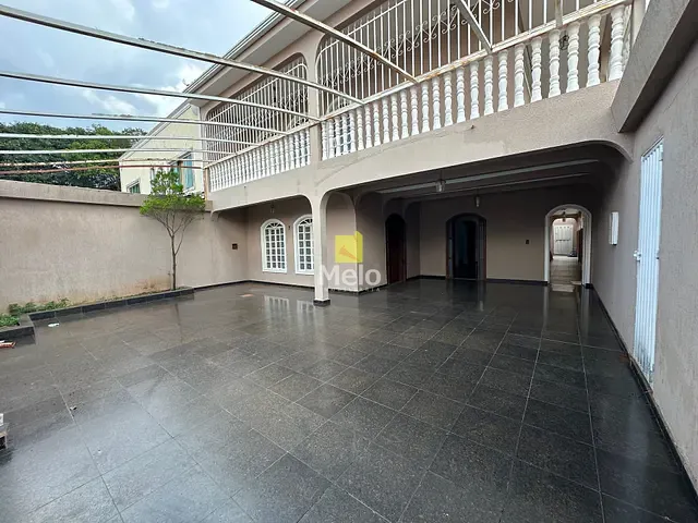 Sobrado 5 quartos e 3 banheiros, à venda, no bairro Setor Leste (Gama) em Brasília