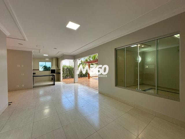 Sobrado com 510m² 4 quartos e 5 banheiros, para alugar, no bairro Cidade Vera Cruz em Aparecida de Goiânia