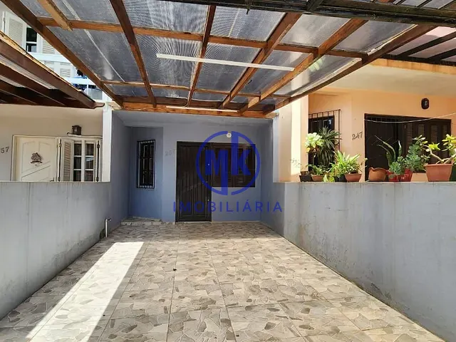 Sobrado 2 quartos e 2 banheiros, à venda, no bairro Neópolis em Gravataí
