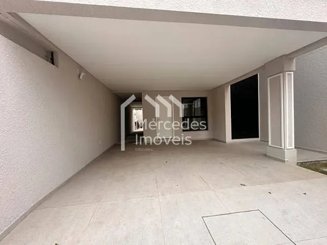 Sobrado com 170m² 3 quartos e 3 banheiros, à venda, no bairro Centro em Itajaí