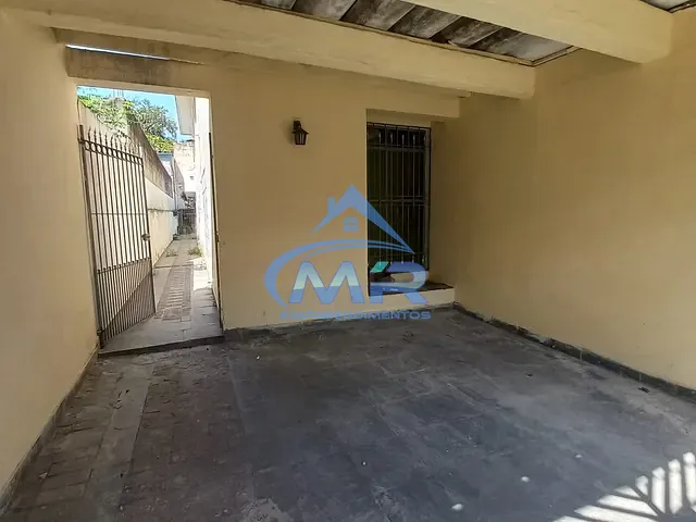 Sobrado com 200m² 3 quartos e 2 banheiros, à venda, no bairro Vila Jacuí em São Paulo