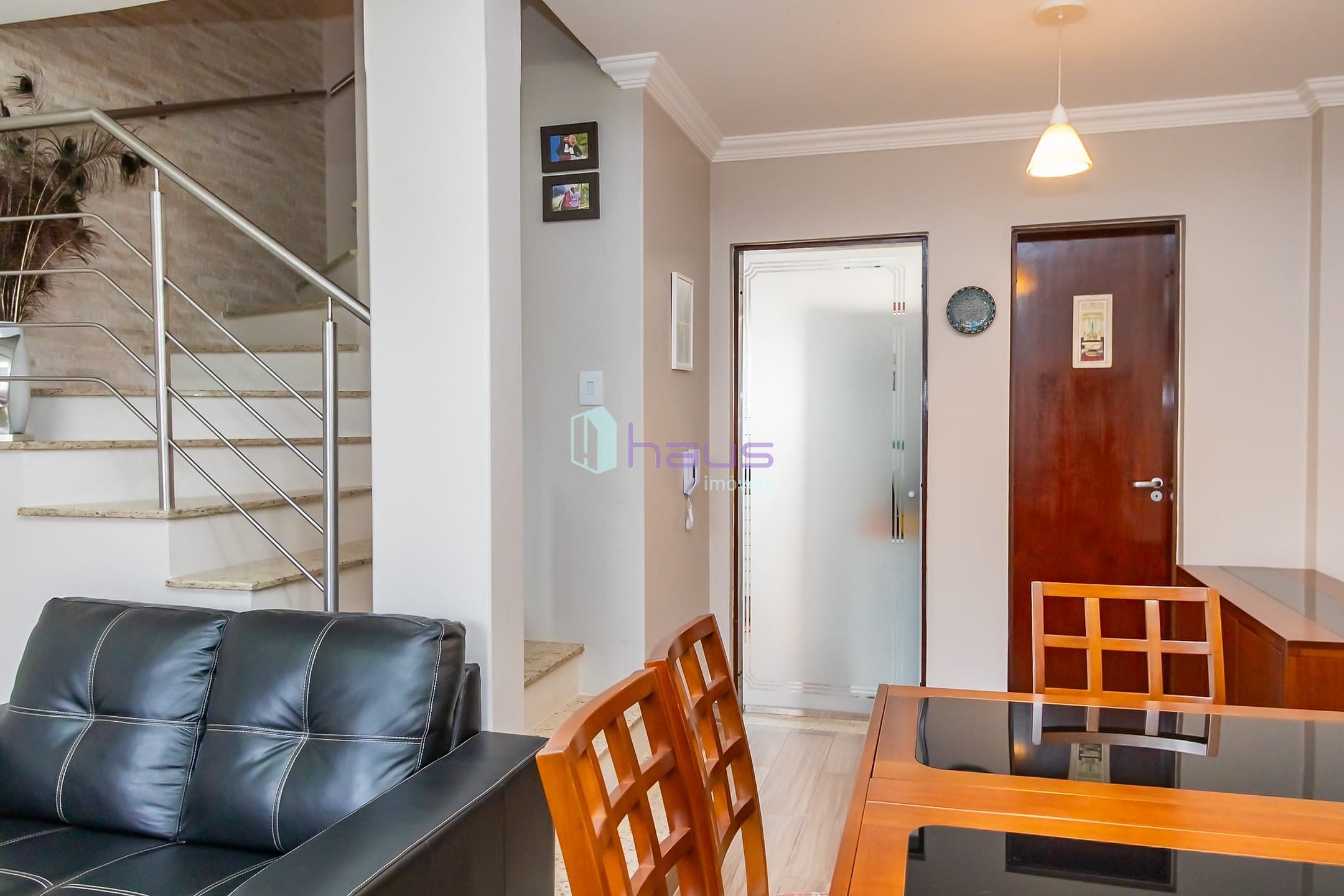 Sobrado à venda com 3 quartos, 97m² - Foto 2