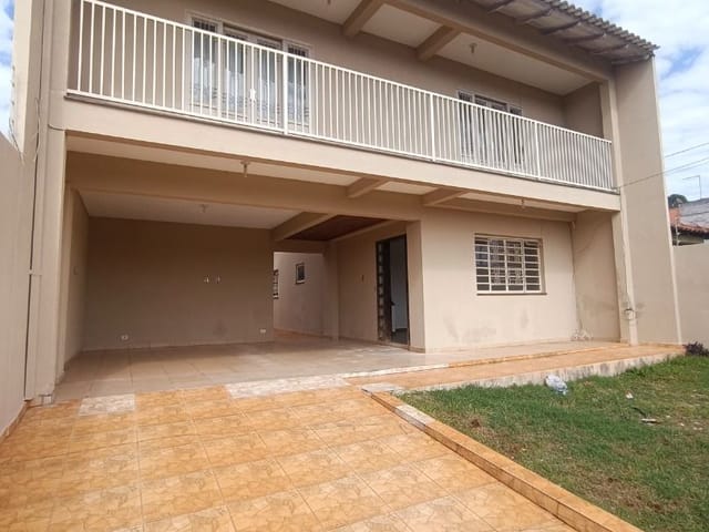 Foto do Sobrado - Sobrado com 3 dormitórios para alugar por R$ 1.900,00/mês - Parque Leblon - Londrina/PR | Imobiliária Natal LTDA