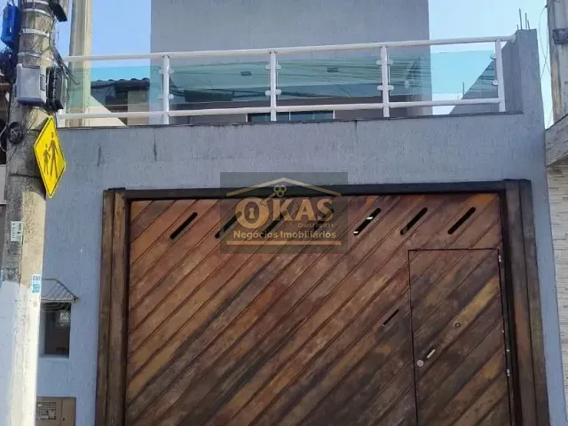 Sobrado com 132m² 3 quartos e 3 banheiros, à venda, no bairro Jardim Saúde em Suzano