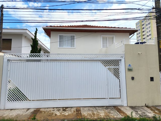 Foto do Sobrado - Sobrado Comercial à Venda em Mirandópolis – Excelente Localização! | Paulista Imóveis.