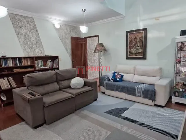 Sobrado com 200m² 3 quartos e 6 banheiros, à venda, no bairro Nova Petrópolis em São Bernardo do Campo