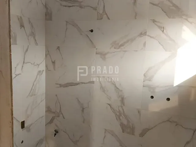 Sobrado com 300m² 3 quartos e 2 banheiros, à venda, no bairro Areal em Pelotas